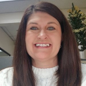 Meet your Posher, Traci